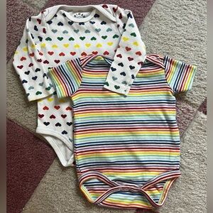 Primary Rainbow Stripe & Heart One-Piece Bodysuit Set - White Multi